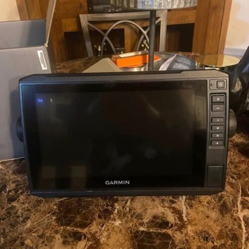 Garmin LiveScope Bundle (9-Inch)