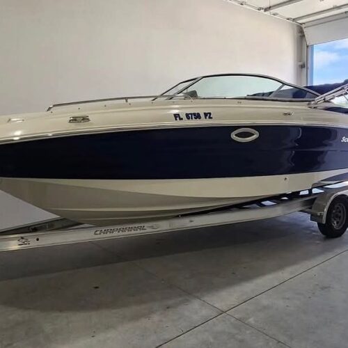 2015 Southwind 260 Deck Boat – Yamaha 300HP DEC (Only 260 Hours)