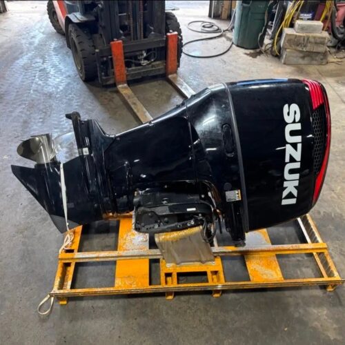 2018 Suzuki DF250 V6 4-Stroke Outboard – 25″ Shaft – Strong Compression