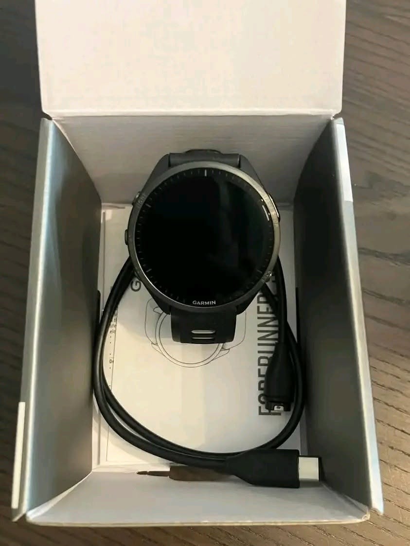 Garmin Forerunner 965 Premium GPS Running & Triathlon Smartwatch - Image 2